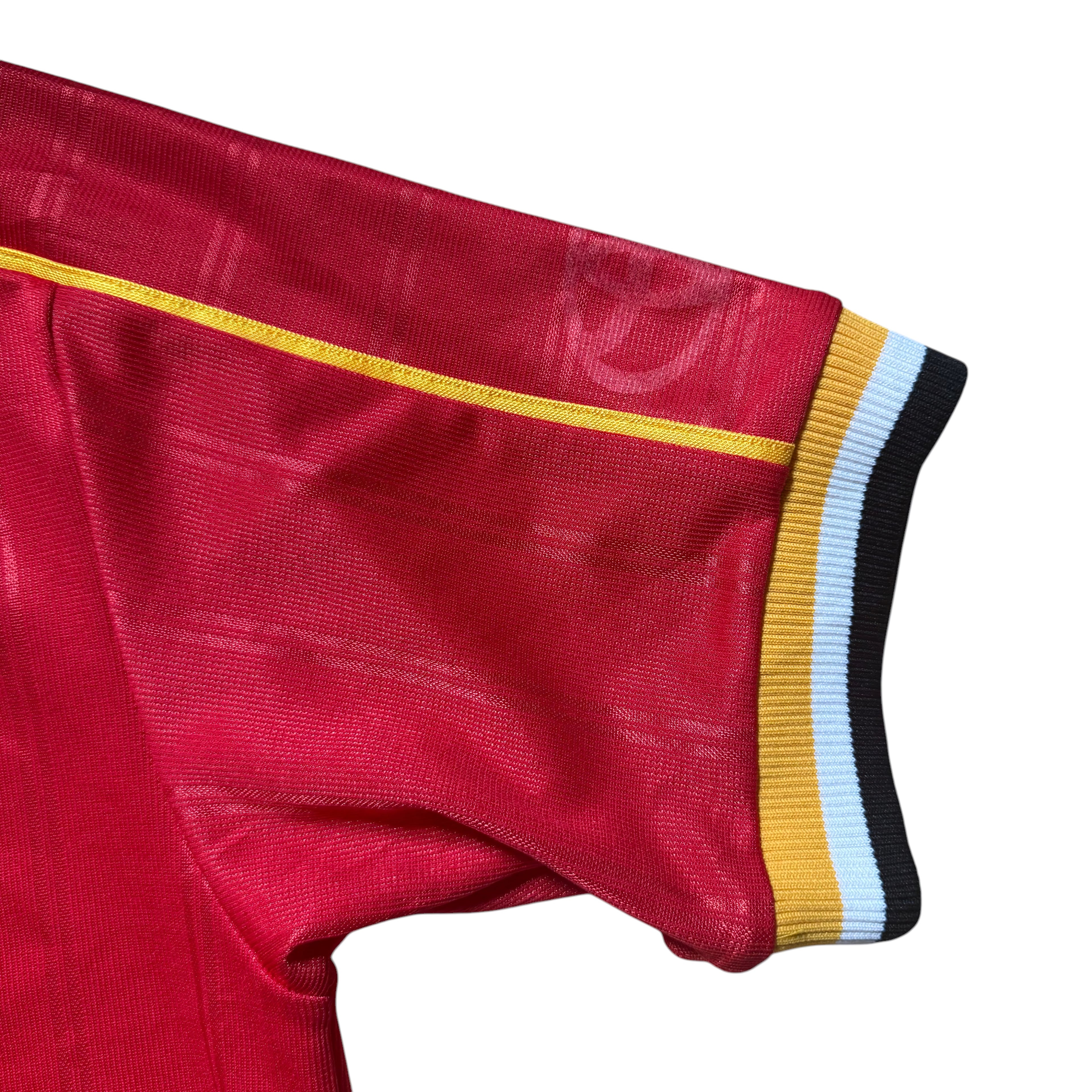 Nagoya Grampus Home Shirt 2000 - 2001 (L)