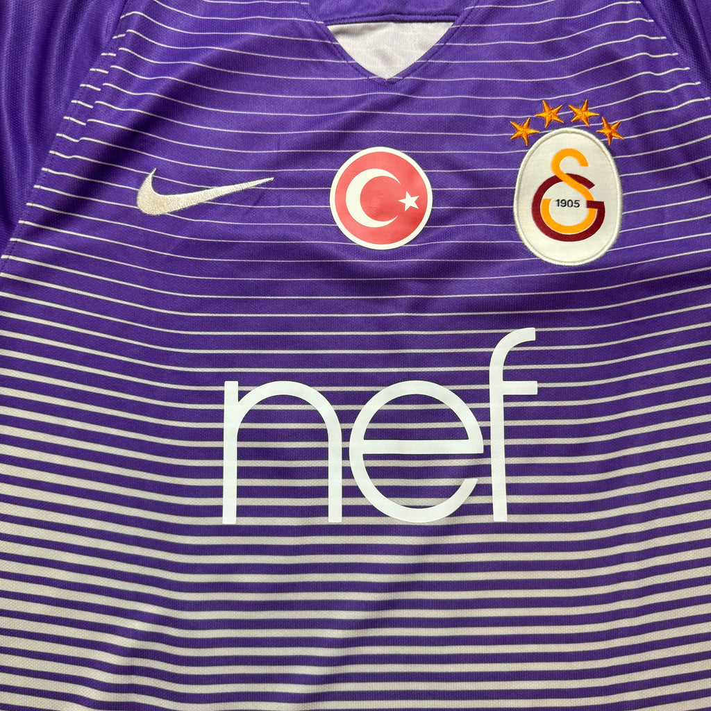 Galatasaray Third Shirt 2016 - 2017 (M) Podolski 11