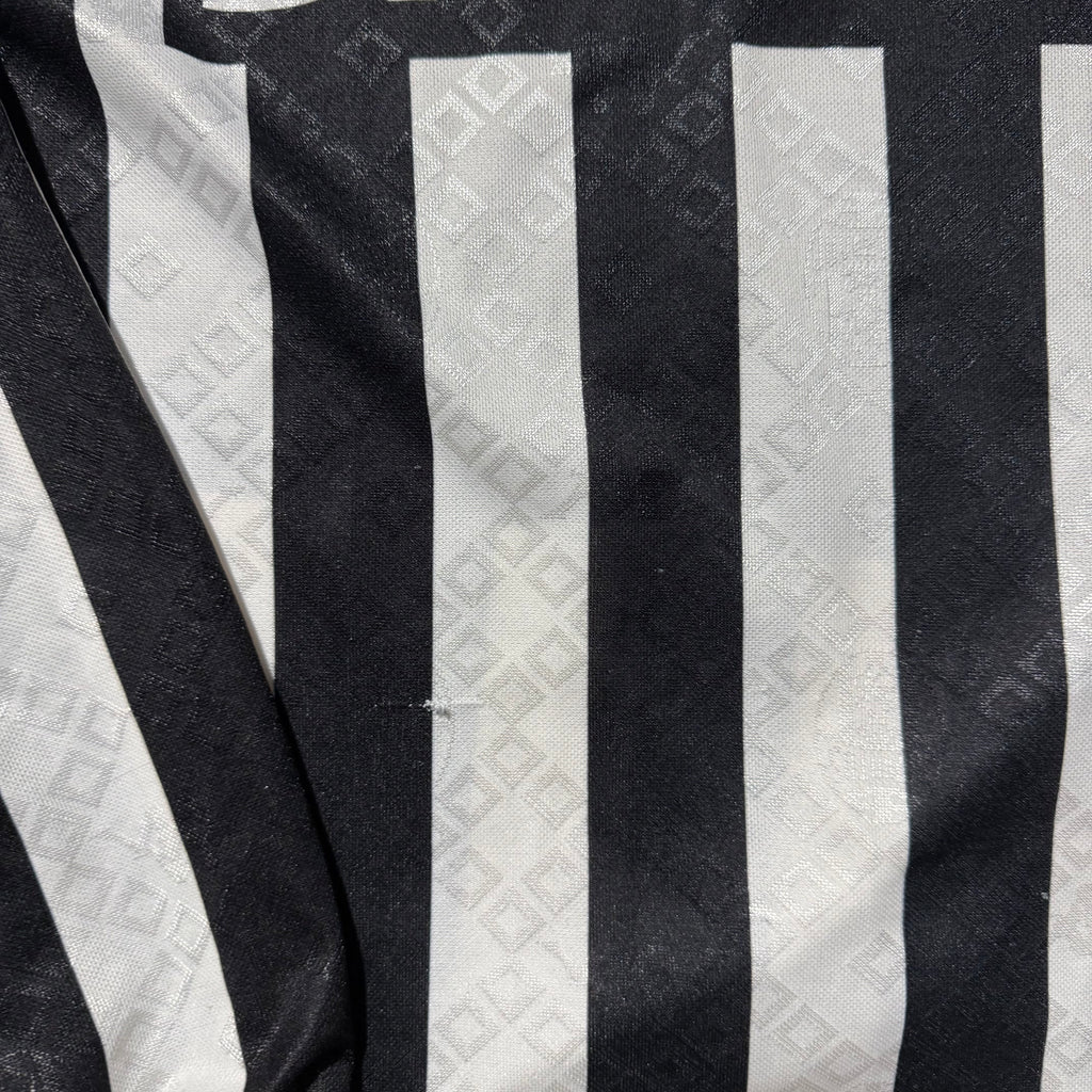 Juventus Home Shirt 1992 - 1993 (L) Player Spec