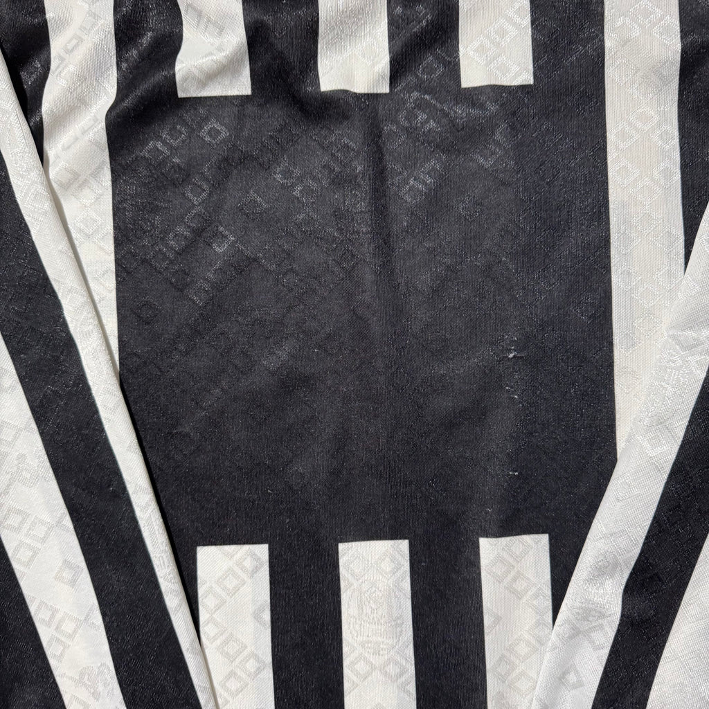 Juventus Home Shirt 1992 - 1993 (L) Player Spec
