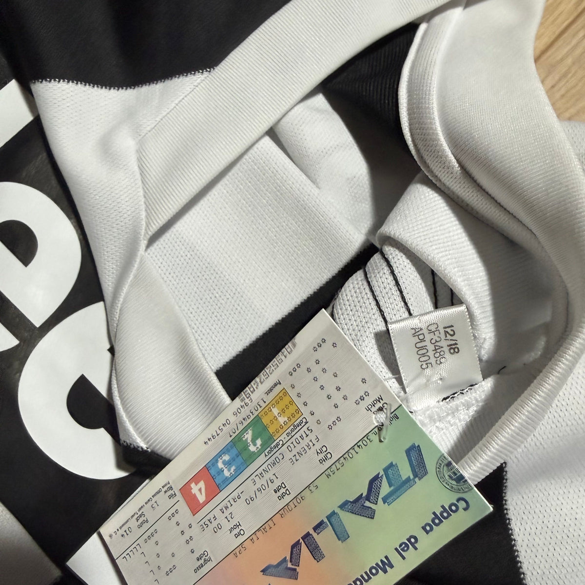 Juventus Home Shirt 2018 - 2019 (L) Ronaldo 7